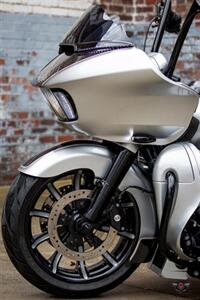 2021 Harley-Davidson Custom FLTRX CUSTOM ROAD GLIDE  SILVER BULLET - Photo 19 - Orlando, FL 32820