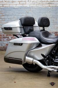 2021 Harley-Davidson Custom FLTRX CUSTOM ROAD GLIDE  SILVER BULLET - Photo 13 - Orlando, FL 32820