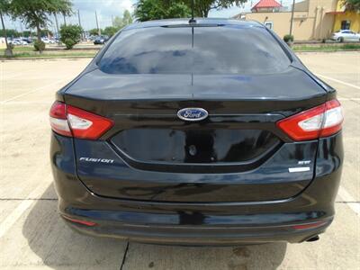 2016 Ford Fusion SE   - Photo 6 - Houston, TX 77082
