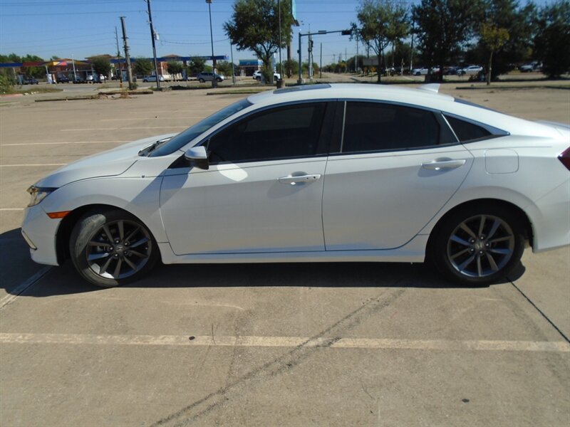 2021 Honda Civic EX-L - Photo 8 - Houston, TX 77082