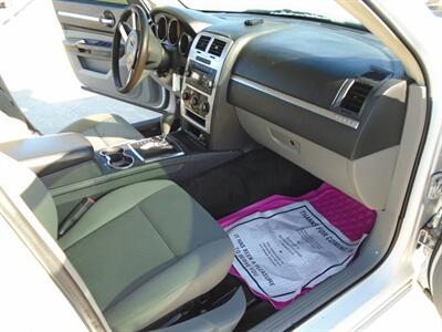 2010 Dodge Charger SXT - Photo 10 - Houston, TX 77082