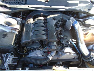 2010 Dodge Charger SXT - Photo 18 - Houston, TX 77082