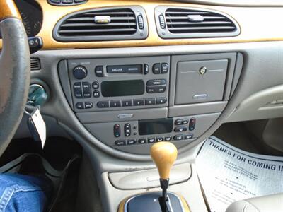 2001 Jaguar S-Type 4.0   - Photo 10 - Houston, TX 77082