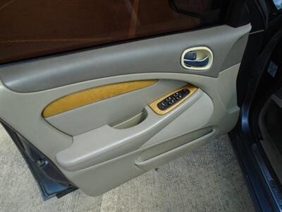 2001 Jaguar S-Type 4.0   - Photo 8 - Houston, TX 77082