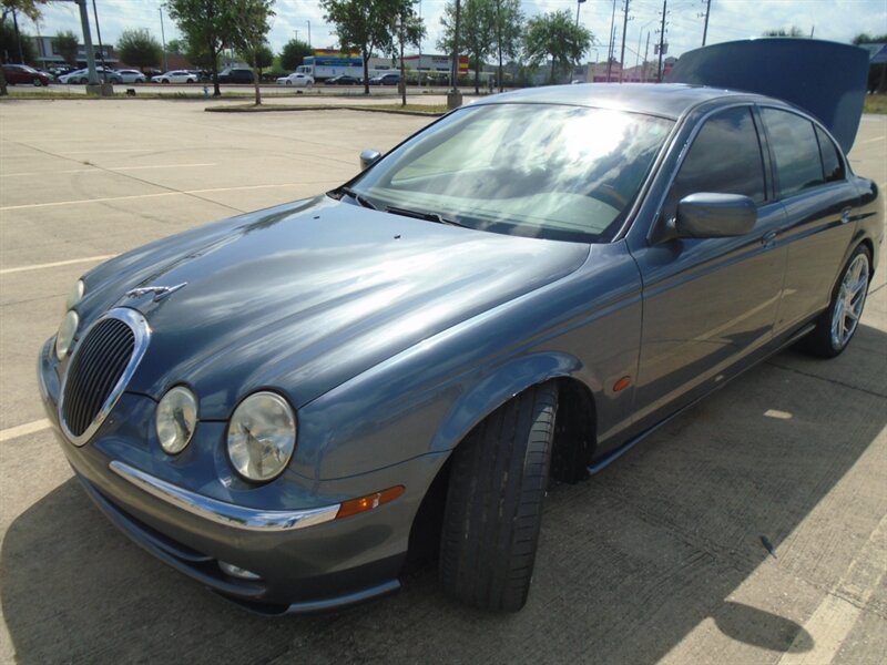 2001 Jaguar S-Type 4.0   - Photo 1 - Houston, TX 77082