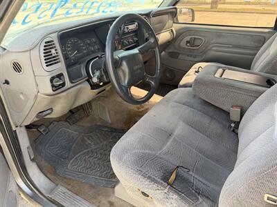 1998 GMC Sierra 1500 SL   - Photo 9 - Houston, TX 77082