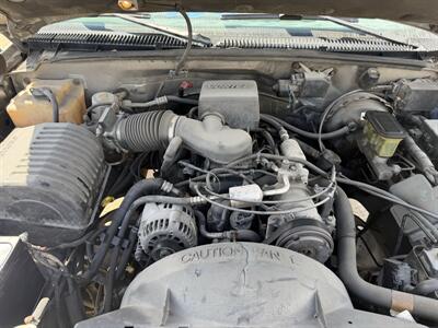 1998 GMC Sierra 1500 SL   - Photo 12 - Houston, TX 77082