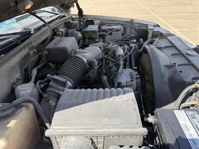 1998 GMC Sierra 1500 SL   - Photo 14 - Houston, TX 77082