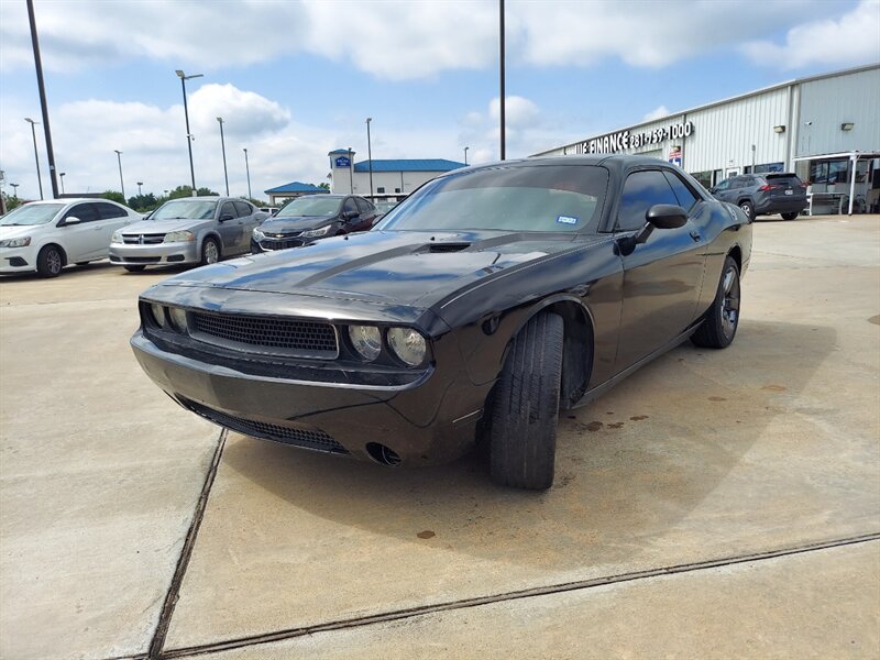 2012 Dodge Challenger SXT   - Photo 1 - Houston, TX 77082