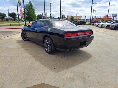 2012 Dodge Challenger SXT   - Photo 7 - Houston, TX 77082