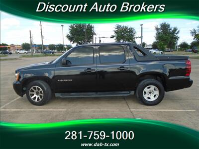 2010 Chevrolet Avalanche LS   - Photo 9 - Houston, TX 77082
