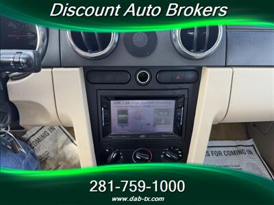 2007 Ford Mustang V6 Deluxe   - Photo 20 - Houston, TX 77082