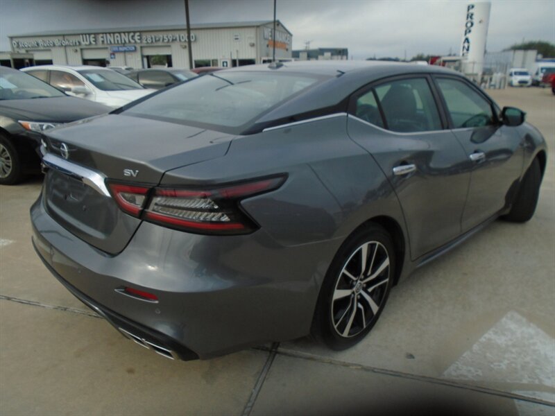 2022 Nissan Maxima 3.5 SV - Photo 5 - Houston, TX 77082
