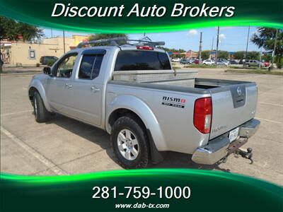 2006 Nissan Frontier SE SE 4dr Crew Cab - Photo 10 - Houston, TX 77082