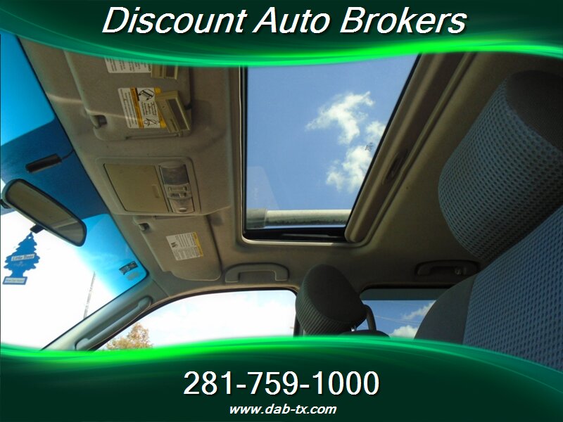 2006 Nissan Frontier SE SE 4dr Crew Cab - Photo 21 - Houston, TX 77082