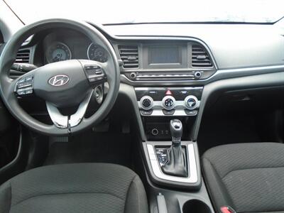 2019 Hyundai ELANTRA SE   - Photo 18 - Houston, TX 77082