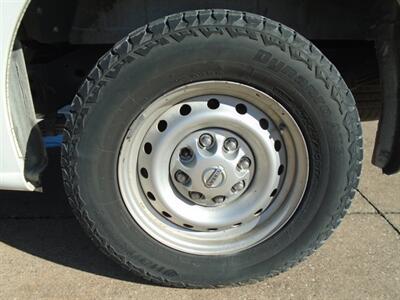 2013 Nissan NV 1500 S - Photo 23 - Houston, TX 77082