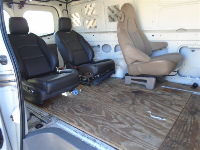 2013 Nissan NV 1500 S - Photo 16 - Houston, TX 77082