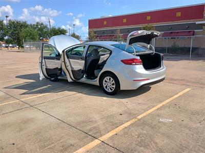 2017 Hyundai ELANTRA SE   - Photo 15 - Houston, TX 77082