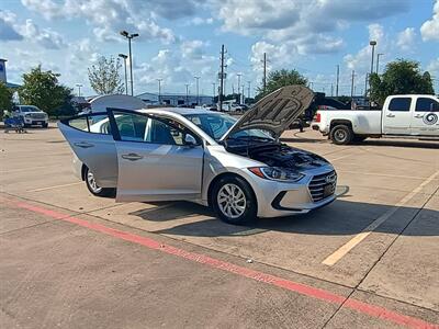 2017 Hyundai ELANTRA SE   - Photo 18 - Houston, TX 77082