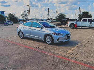 2017 Hyundai ELANTRA SE   - Photo 3 - Houston, TX 77082