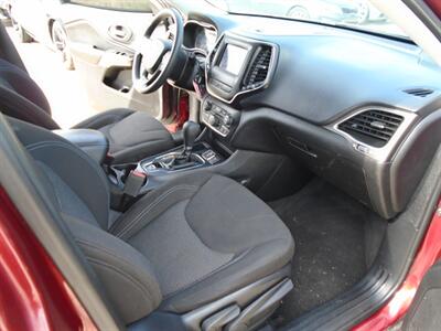 2019 Jeep Cherokee Latitude   - Photo 16 - Houston, TX 77082