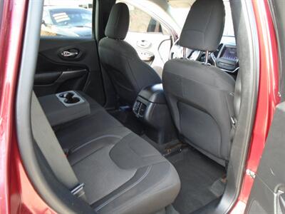2019 Jeep Cherokee Latitude   - Photo 18 - Houston, TX 77082