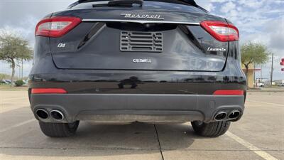 2018 Maserati Levante   - Photo 6 - Houston, TX 77082