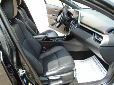 2019 Toyota C-HR LE   - Photo 15 - Houston, TX 77082