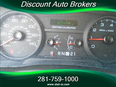2007 Ford Crown Victoria Police Interceptor   - Photo 12 - Houston, TX 77082
