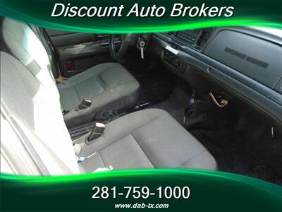 2007 Ford Crown Victoria Police Interceptor   - Photo 14 - Houston, TX 77082