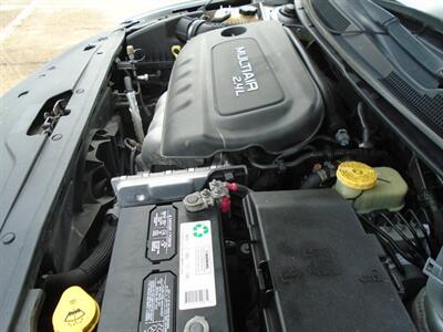 2015 Chrysler 200 Limited   - Photo 21 - Houston, TX 77082