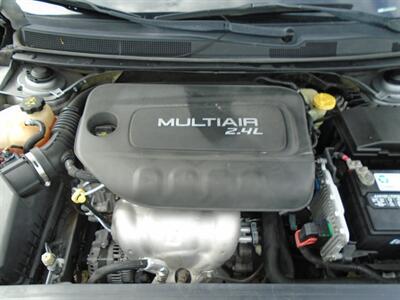 2015 Chrysler 200 Limited   - Photo 19 - Houston, TX 77082