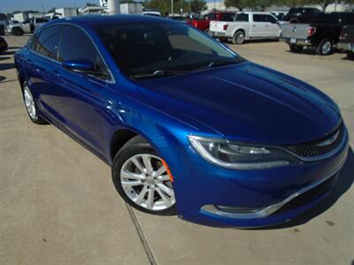 2015 Chrysler 200 Limited - Photo 3 - Houston, TX 77082