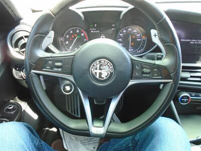 2017 Alfa Romeo Giulia Ti   - Photo 12 - Houston, TX 77082