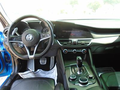 2017 Alfa Romeo Giulia Ti   - Photo 11 - Houston, TX 77082