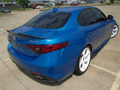 2017 Alfa Romeo Giulia Ti   - Photo 5 - Houston, TX 77082