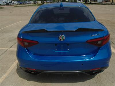 2017 Alfa Romeo Giulia Ti   - Photo 6 - Houston, TX 77082