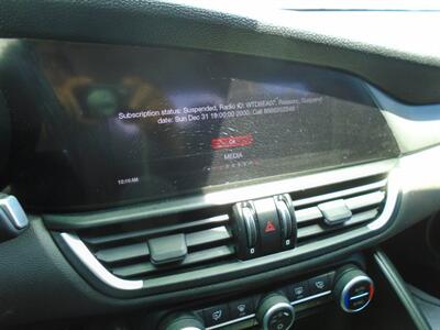 2017 Alfa Romeo Giulia Ti   - Photo 14 - Houston, TX 77082