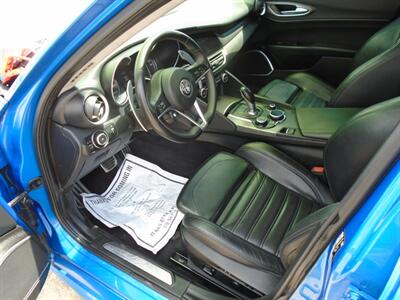 2017 Alfa Romeo Giulia Ti   - Photo 10 - Houston, TX 77082