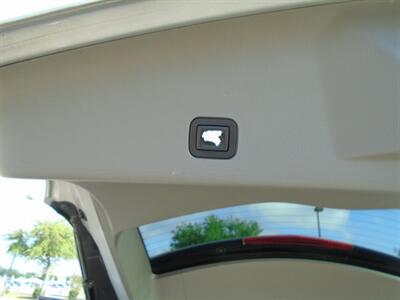 2012 Cadillac SRX Performance Collection   - Photo 23 - Houston, TX 77082