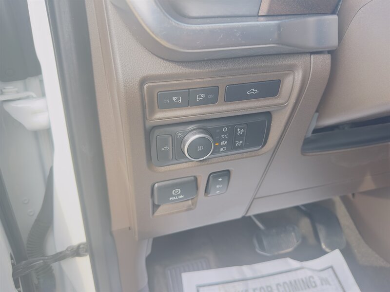 2022 Ford F-150 XL - Photo 17 - Houston, TX 77082