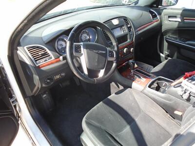 2012 Chrysler 300 Series   - Photo 10 - Houston, TX 77082