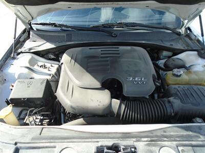 2012 Chrysler 300 Series   - Photo 17 - Houston, TX 77082