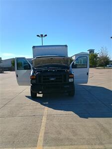 2014 Ford E-350 SD   - Photo 9 - Houston, TX 77082