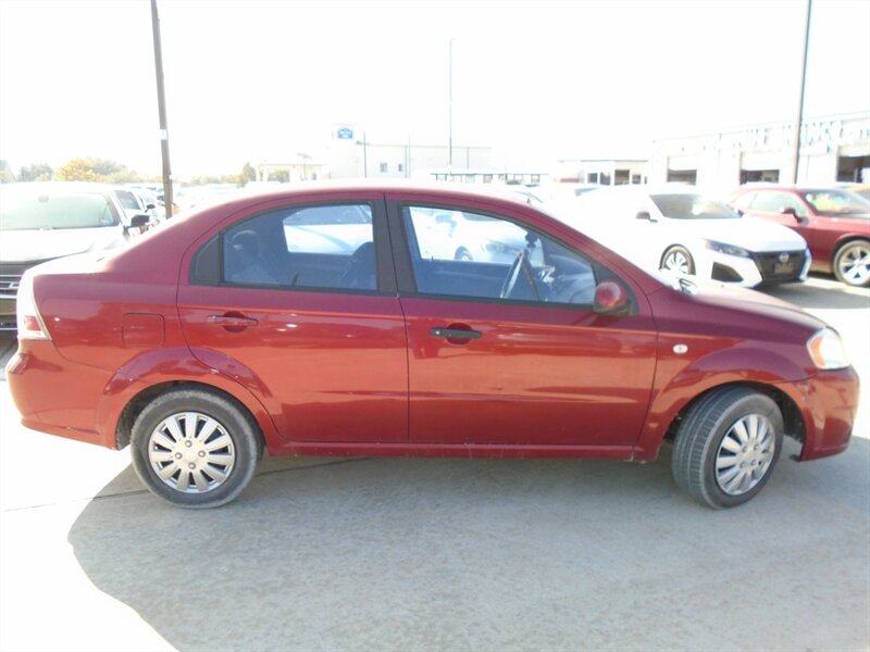 2007 Chevrolet Aveo LS - Photo 4 - Houston, TX 77082