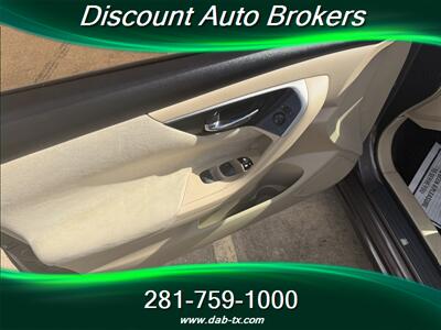 2013 Nissan Altima 2.5   - Photo 11 - Houston, TX 77082