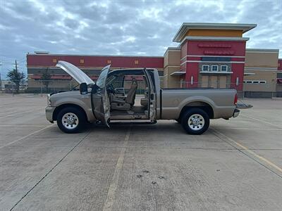 2005 Ford F-250 Super Duty XL 4dr SuperCab XL   - Photo 11 - Houston, TX 77082