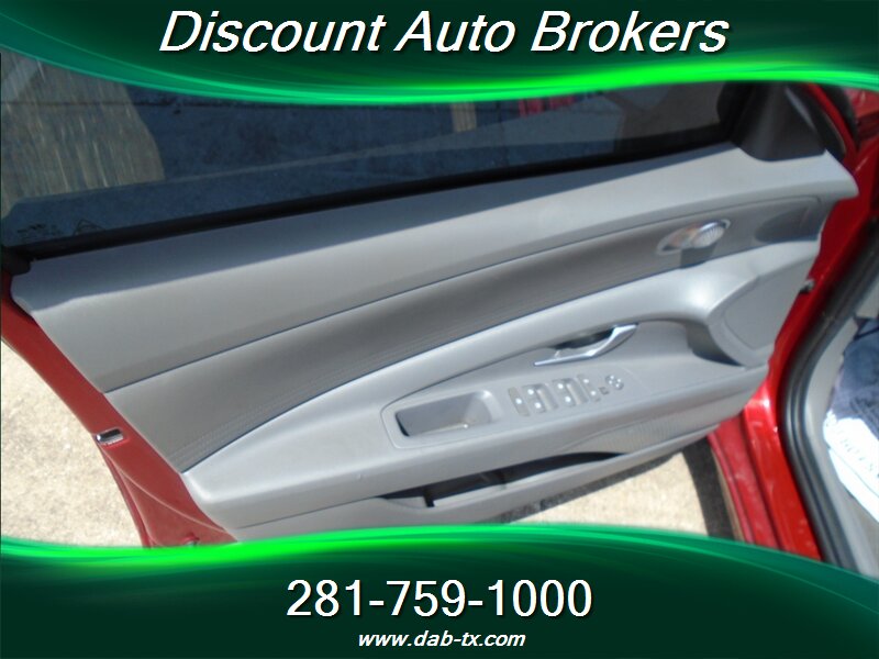 2025 Hyundai ELANTRA SE - Photo 9 - Houston, TX 77082