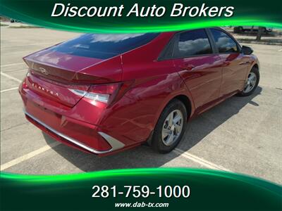 2025 Hyundai ELANTRA SE - Photo 5 - Houston, TX 77082